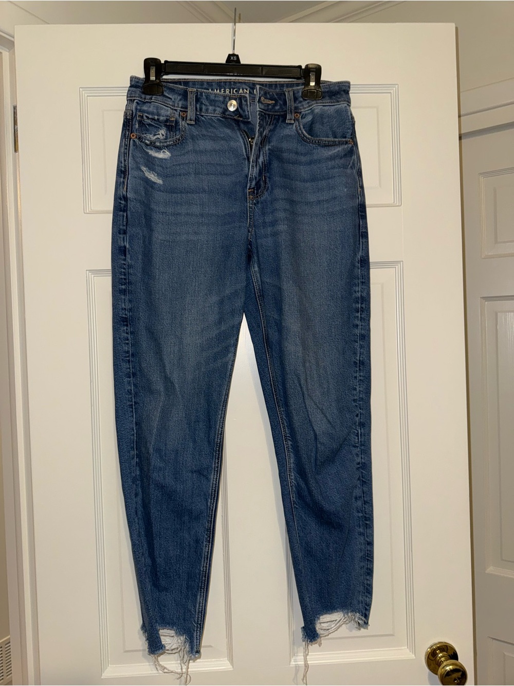 American Eagle Outfitters Medium Blue Distressed Ankle Jeans
